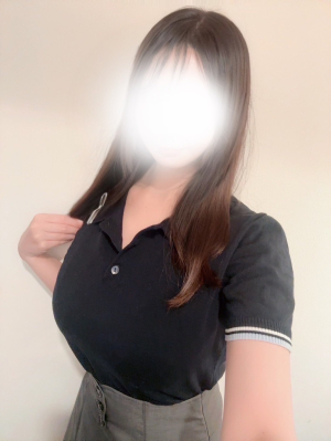 新妻ゆうか